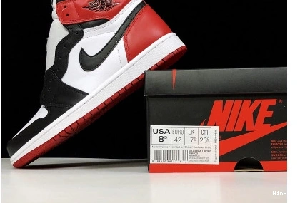 555088-125  “BLACK RED JORDAN OG 1 AIR TOE” MENS WHITE HIGH BLACK-VARSITY 0819